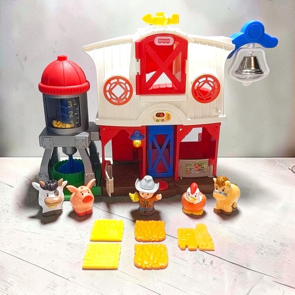 Fisher Price Little People Caring for Animals Farm Barn Set Figures Lights Sound
